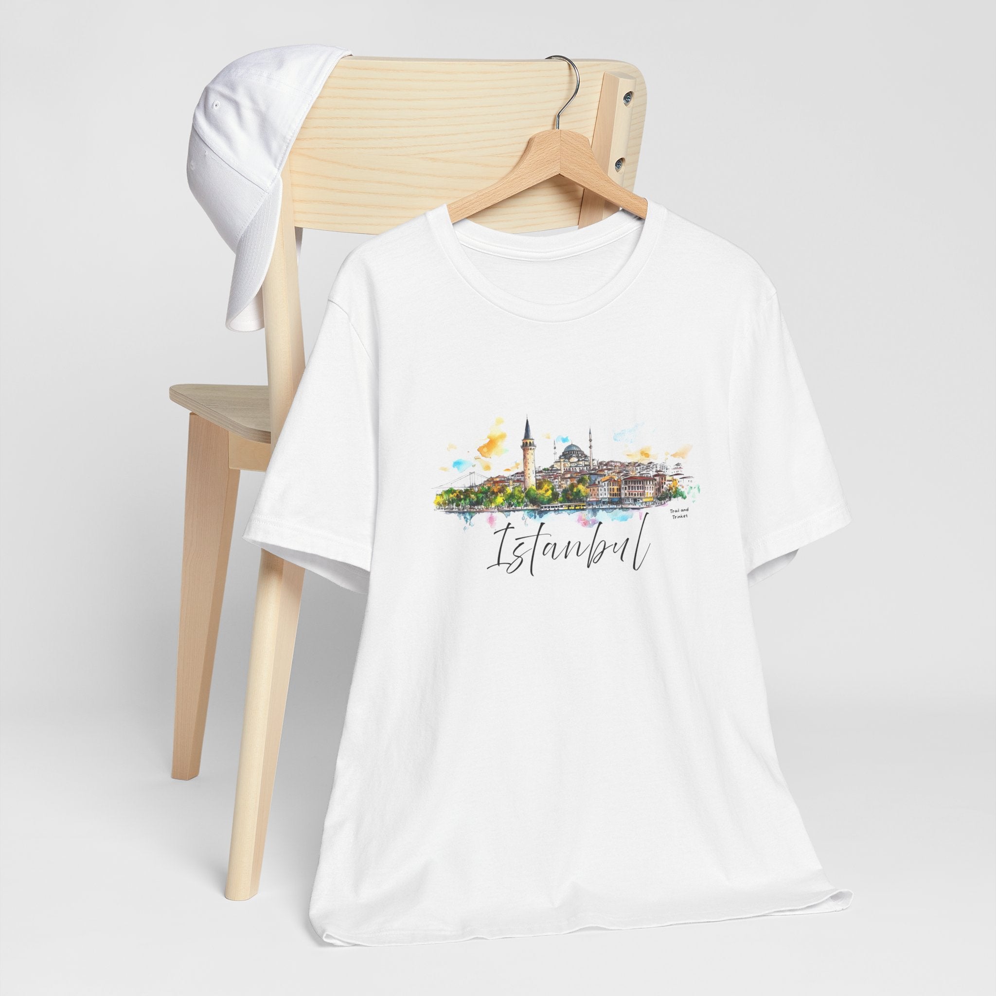 Istanbul T-Shirt – Watercolor Skyline